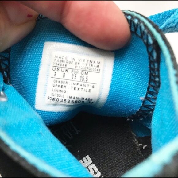 Converse black/blue high-top sneakers EUC size 9 - Picture 6 of 7